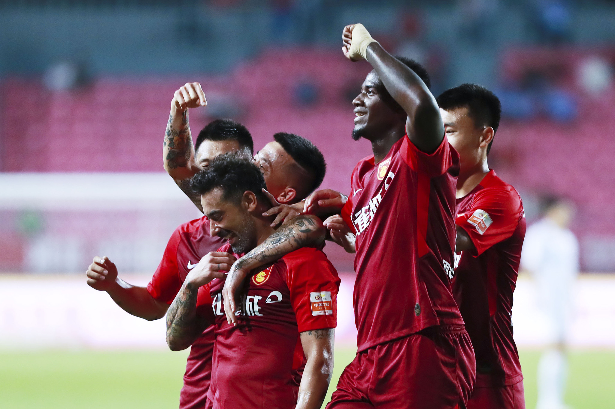 阿尔科亚诺的士气与“帮助”：巴萨二队的艰难一战