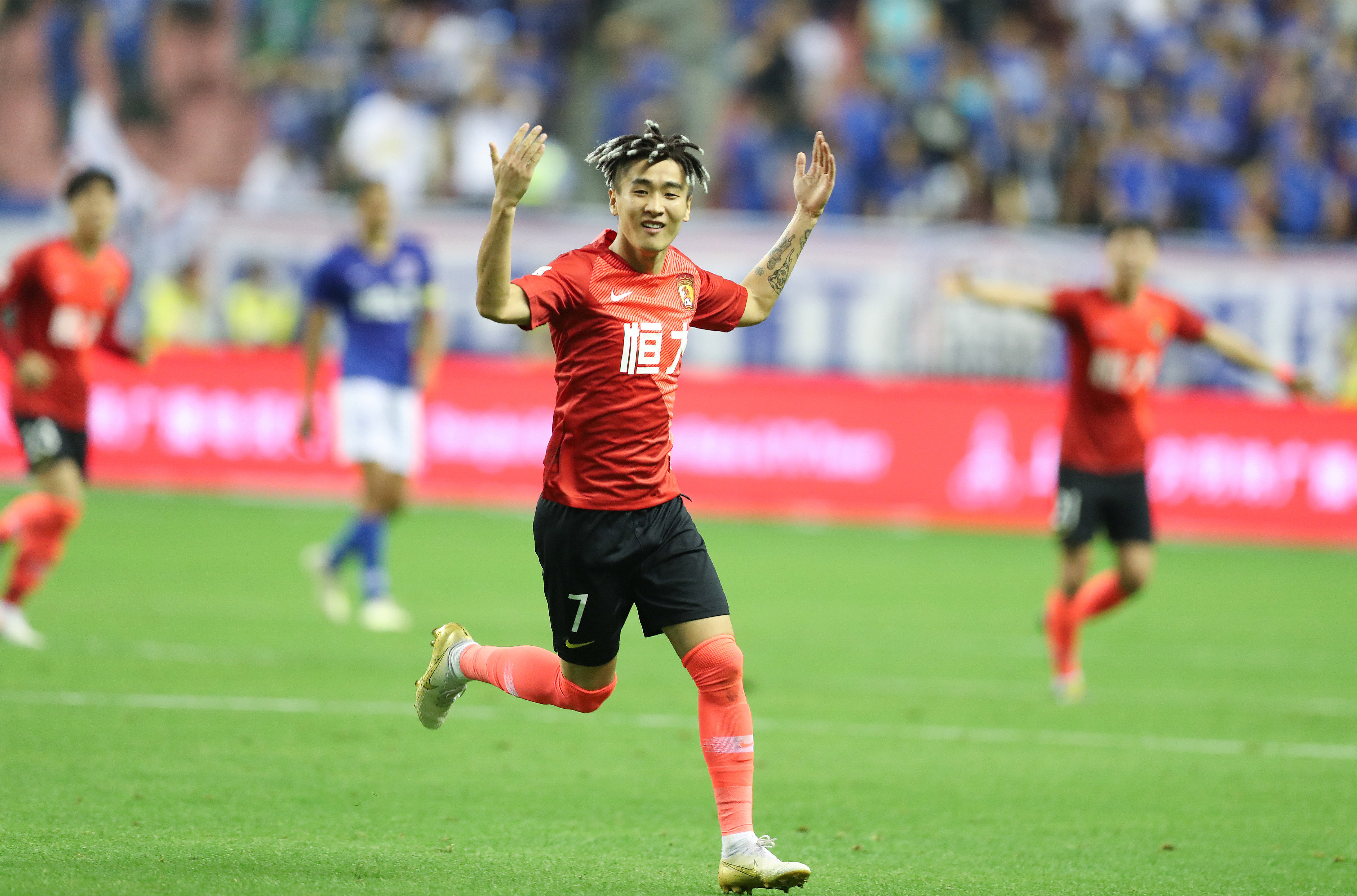 每体：莱比锡希望以超过格瓦转会费的价格出售扬-迪奥曼德