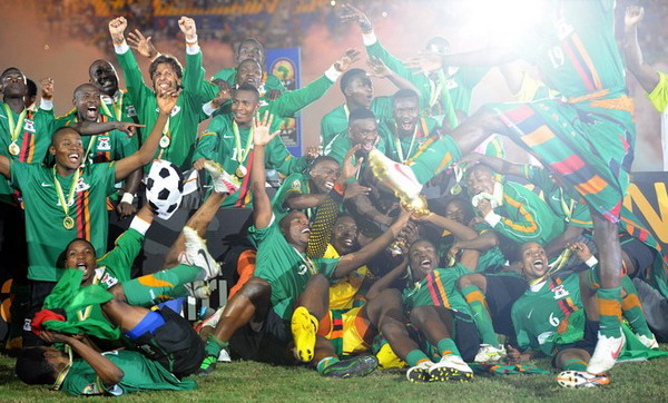 米兰老照片展示埃瓦尼风采